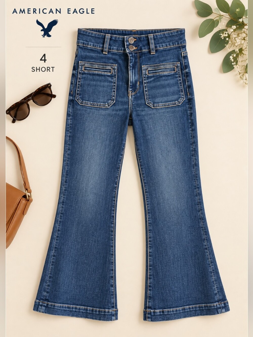 💙EUC American Eagle Medium Wash Flared Denim Jeans, Size 4 Short